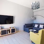 Andronikos * Kávos