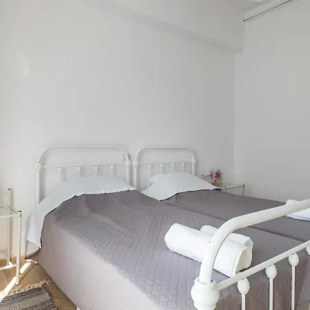 Andronikos Apartamento *