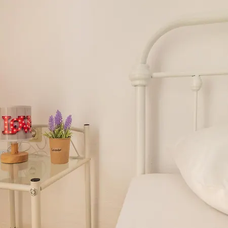 Andronikos Apartamento *
