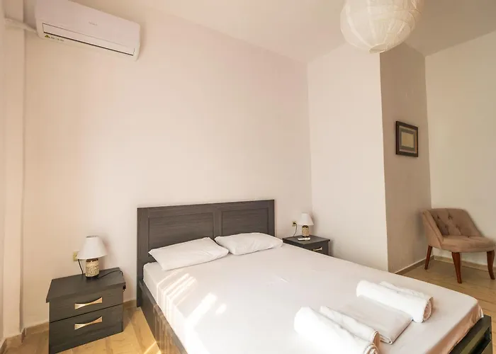 Andronikos Appartement *