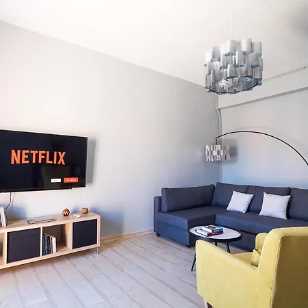 Andronikos Apartamento